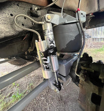 Load image into Gallery viewer, Obs Dana 60 solid front axle air ride ride