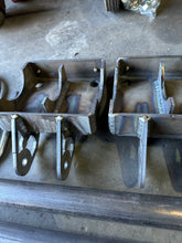 Load image into Gallery viewer, Bolt On Traction Bar mount Bracket Kit