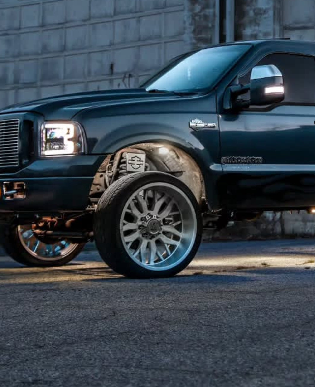 Coil bucket name plates