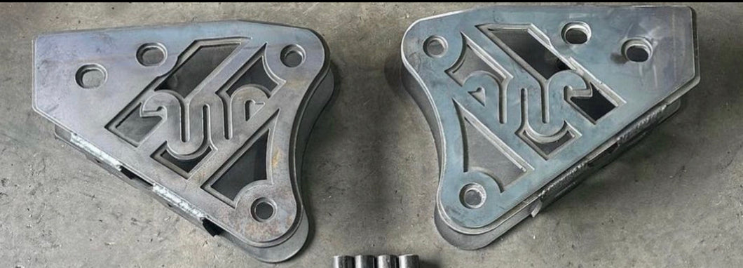 King Ranch 05+ 4 link frame bracket kit